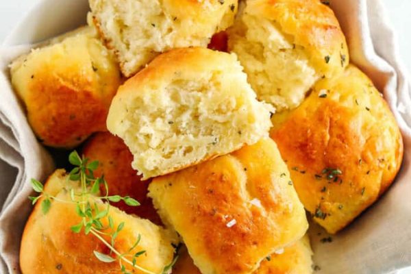 Honey Butter Dinner Rolls